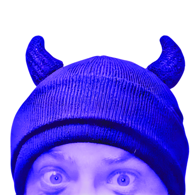 Hexxie peeking over the page